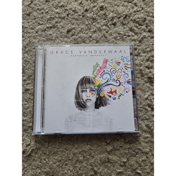 Grace VanderWaal CD– Perfectly Imperfect (NEW without packaging) - Picture 1 of 3